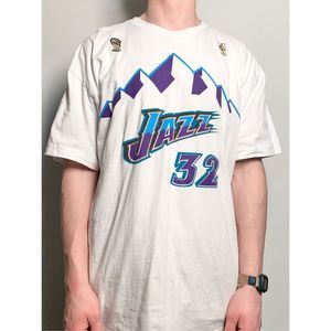 Carl Malone XXL shirt